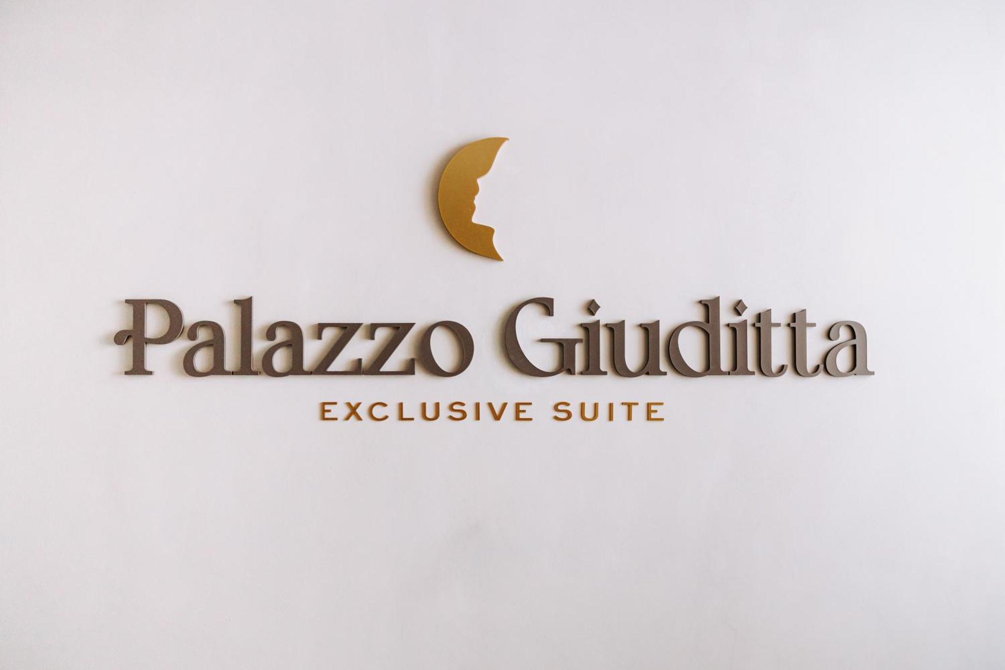 Palazzo Giuditta Hotel Monopoli Exterior photo